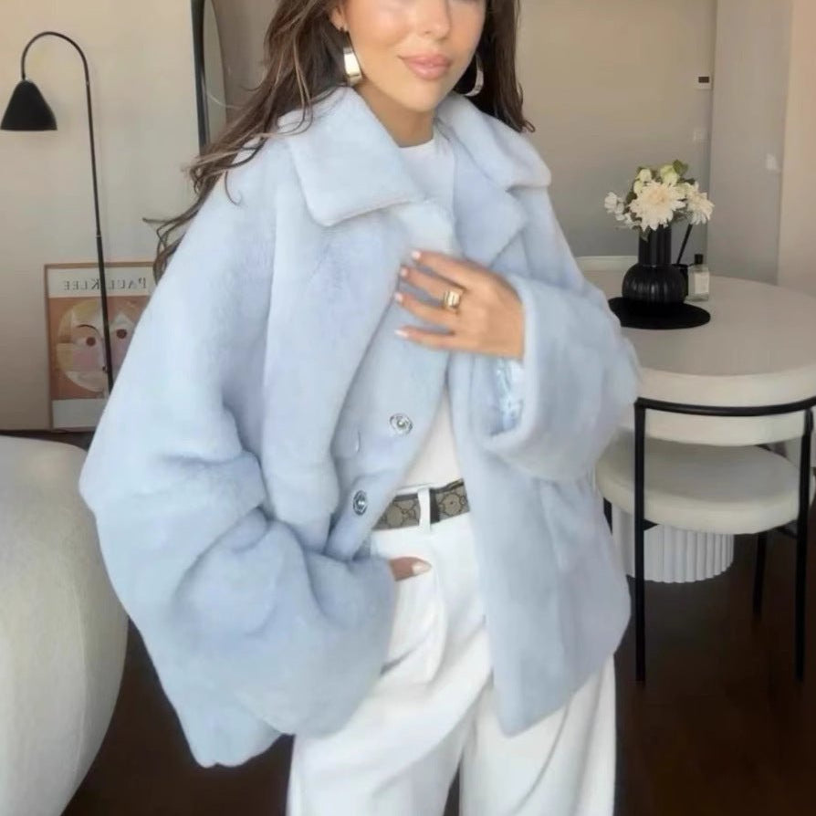 KRISTA I ELEGANTER PELZMANTEL