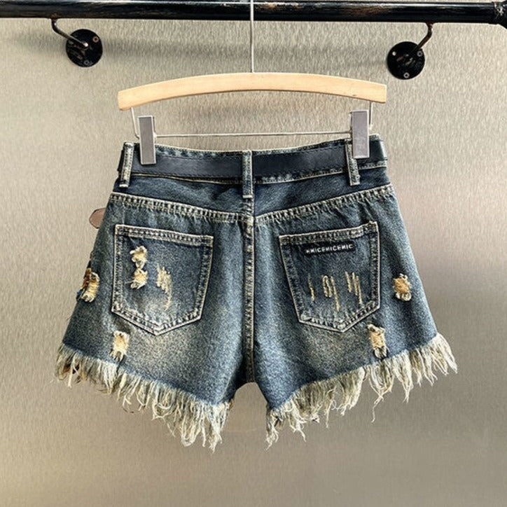 FRIEDEGARD I GEBLÜMTE DENIM-SHORTS