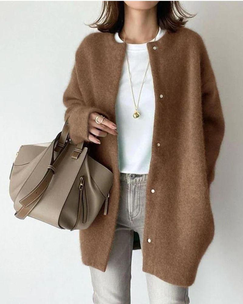 HAEZEL I WARME STRICKJACKE