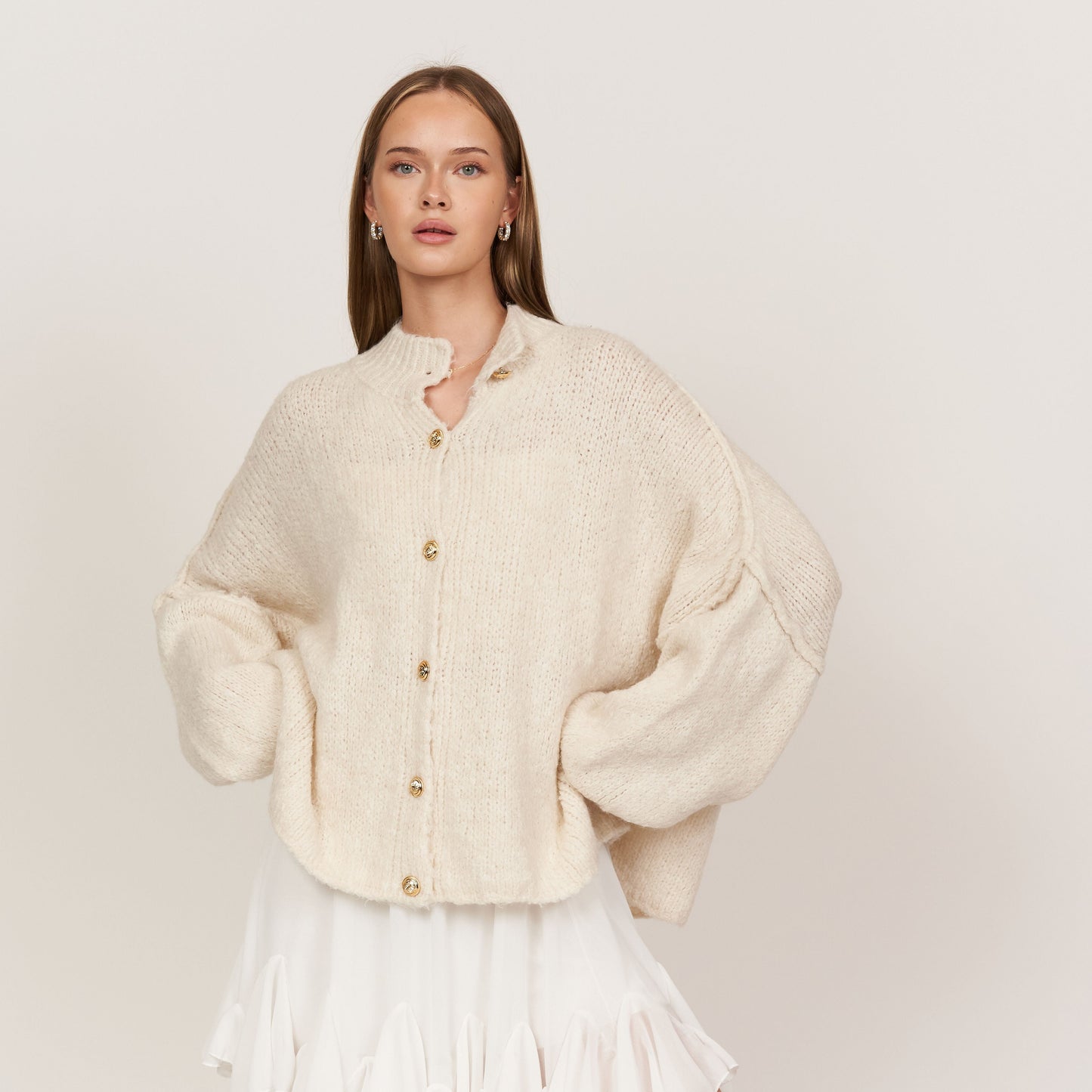 CLARA I SCHICKE ÜBERGROßE STRICKJACKE