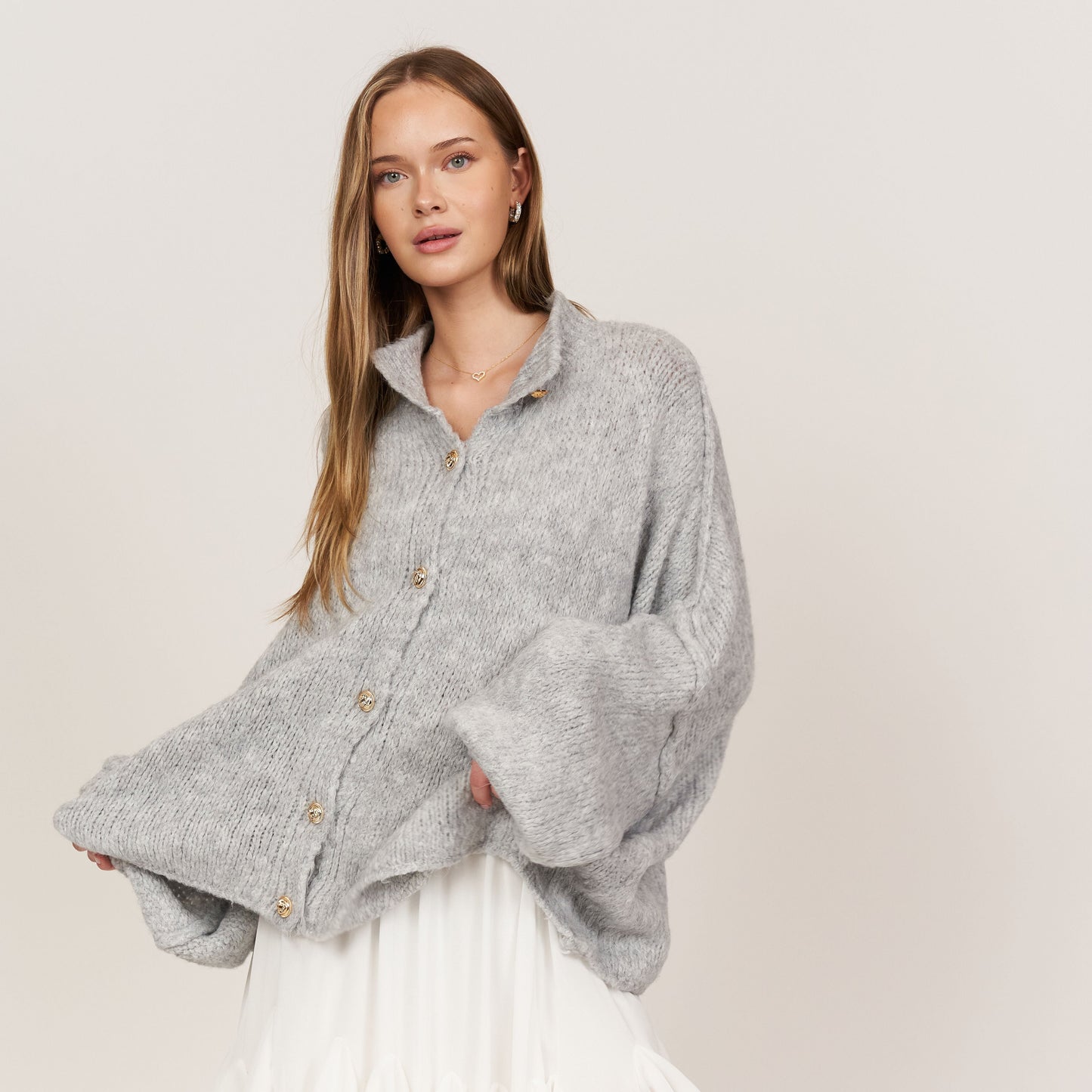 CLARA I SCHICKE ÜBERGROßE STRICKJACKE