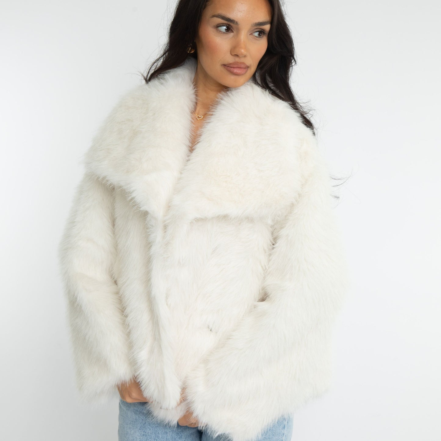 MARLENA I WINTERJACKE AUS KUNSTFELL