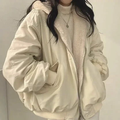 MONIKA I ÜBERGROSSE WINTERJACKE