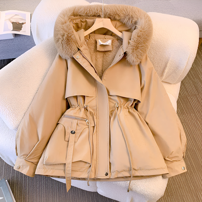LUCIA I STYLISCHE WINTERJACKE