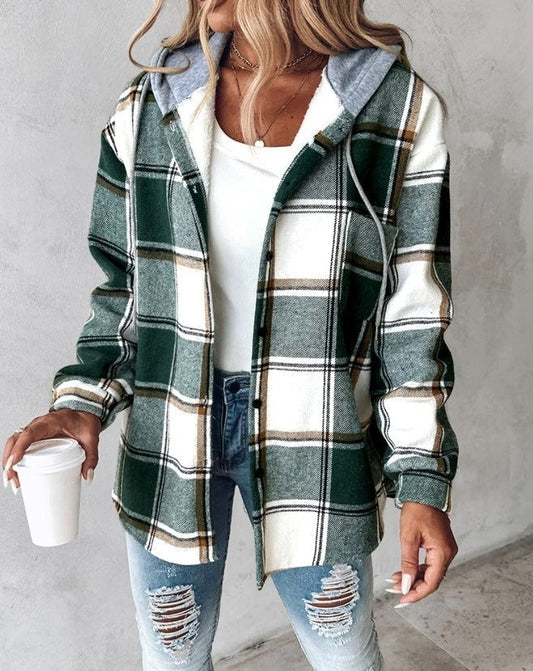 CLAUDIA I KARIERTE JACKE