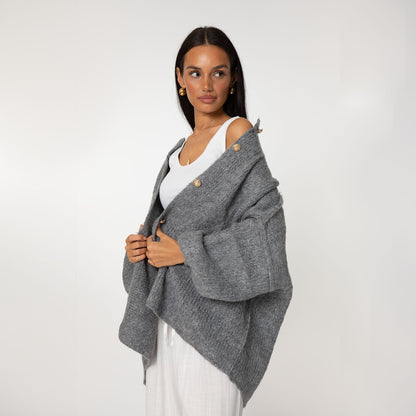 CLARA I SCHICKE ÜBERGROßE STRICKJACKE